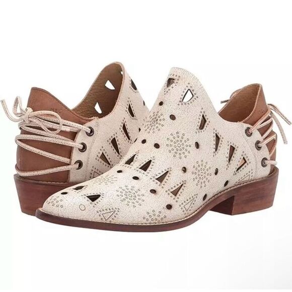 Anthropologie Musse & Cloud Coolise Distressed Low Cut Coastal Boho Cowgirl Boot - Picture 1 of 9